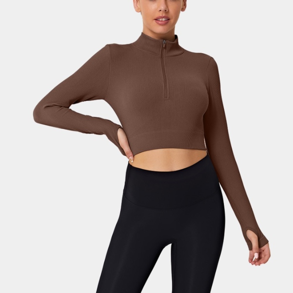 Halara Mock Neck Half Zip Size M in Coffee (Sold out on site) 🤎